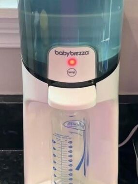 Baby Brezza Formula Pro Baby Bottle Maker - Teal/White